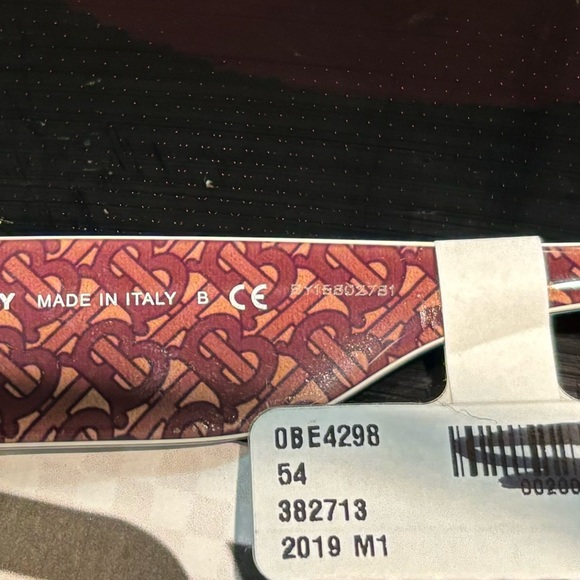 New Burberry BE4298 3827/13 Tortoise Sunglasses Gradient lenses - Picture 8 of 8